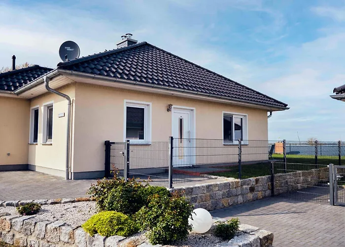 Апартаменты Ruegenblick Haushaelfte Stahlbrode